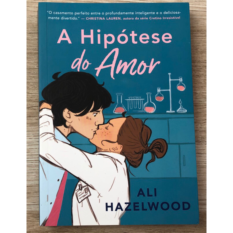 Livro - A Hipótese do Amor | Shopee Brasil