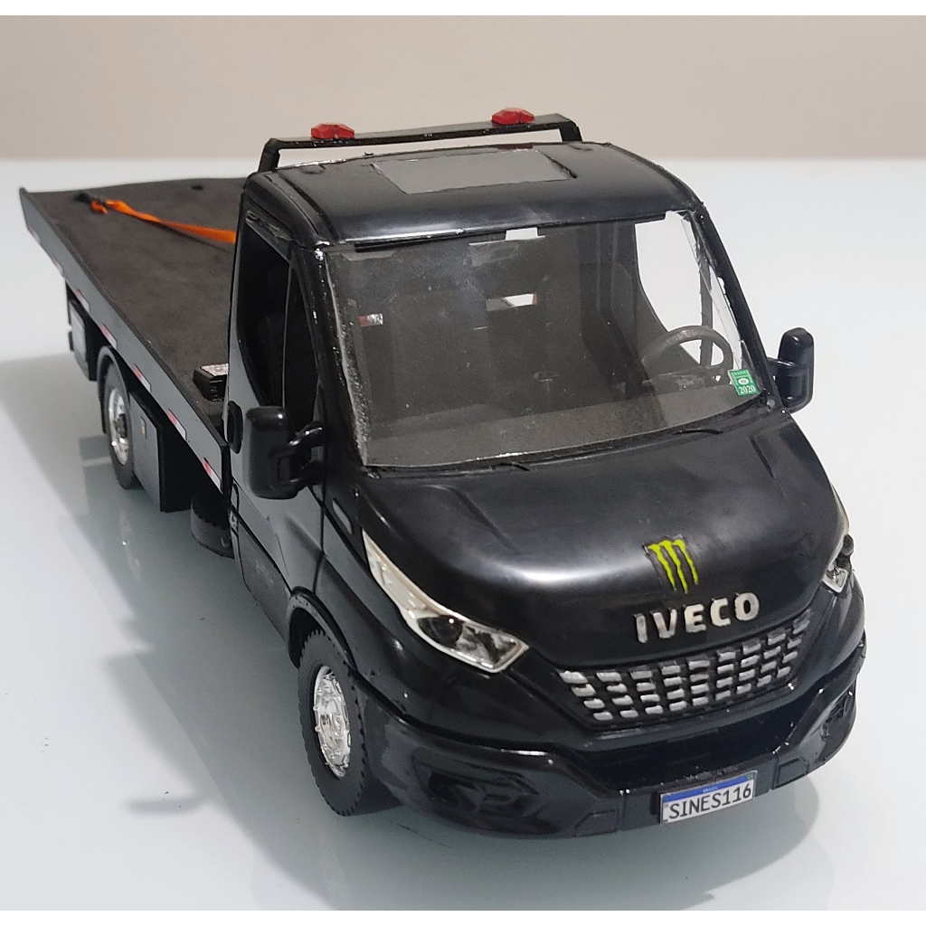 Caminhao De Brinquedo Iveco Plataforma Com Trator Radical