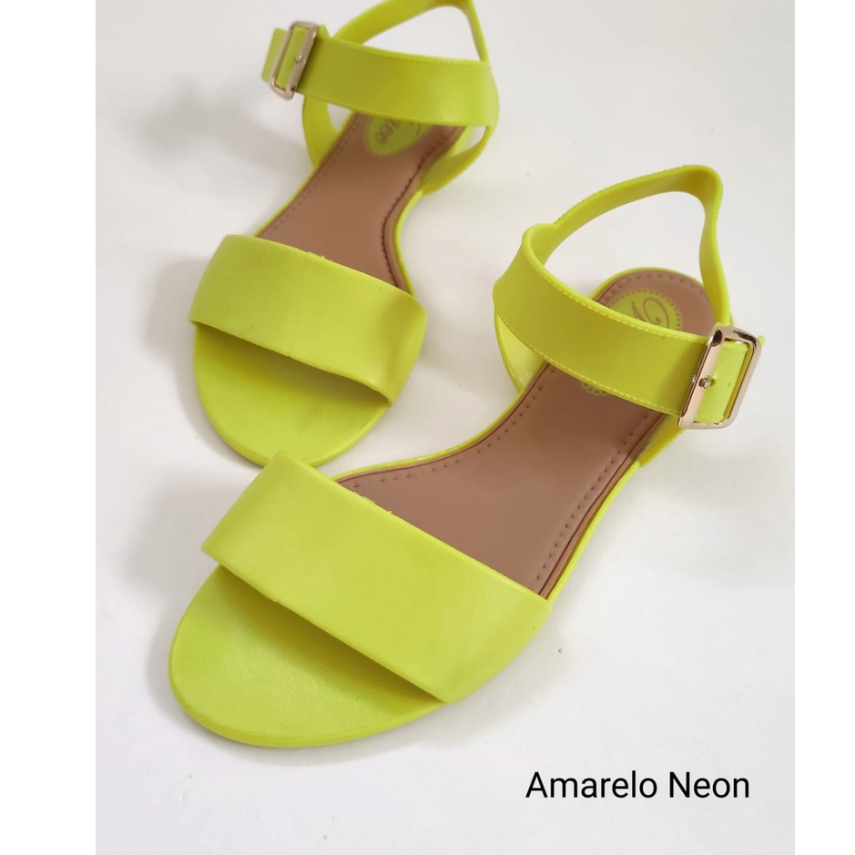 Sandália feminina Rasteira com fivela palmilha confortavel