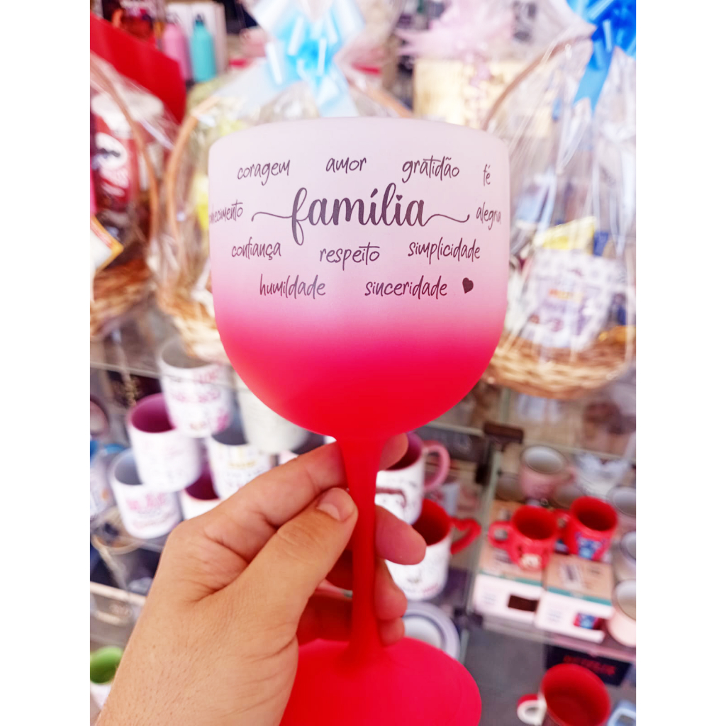 Taça de Gin Personalizada - Degradê Rosa 580 ml - Final de ano, Família, Lembrancinha, Copo, Bebida.