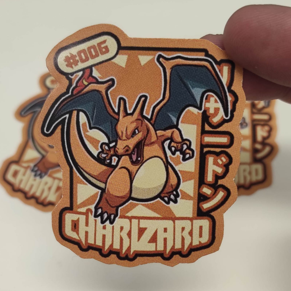 Adesivo Pokémon Charizard Grande Brilhante (20x15cm)