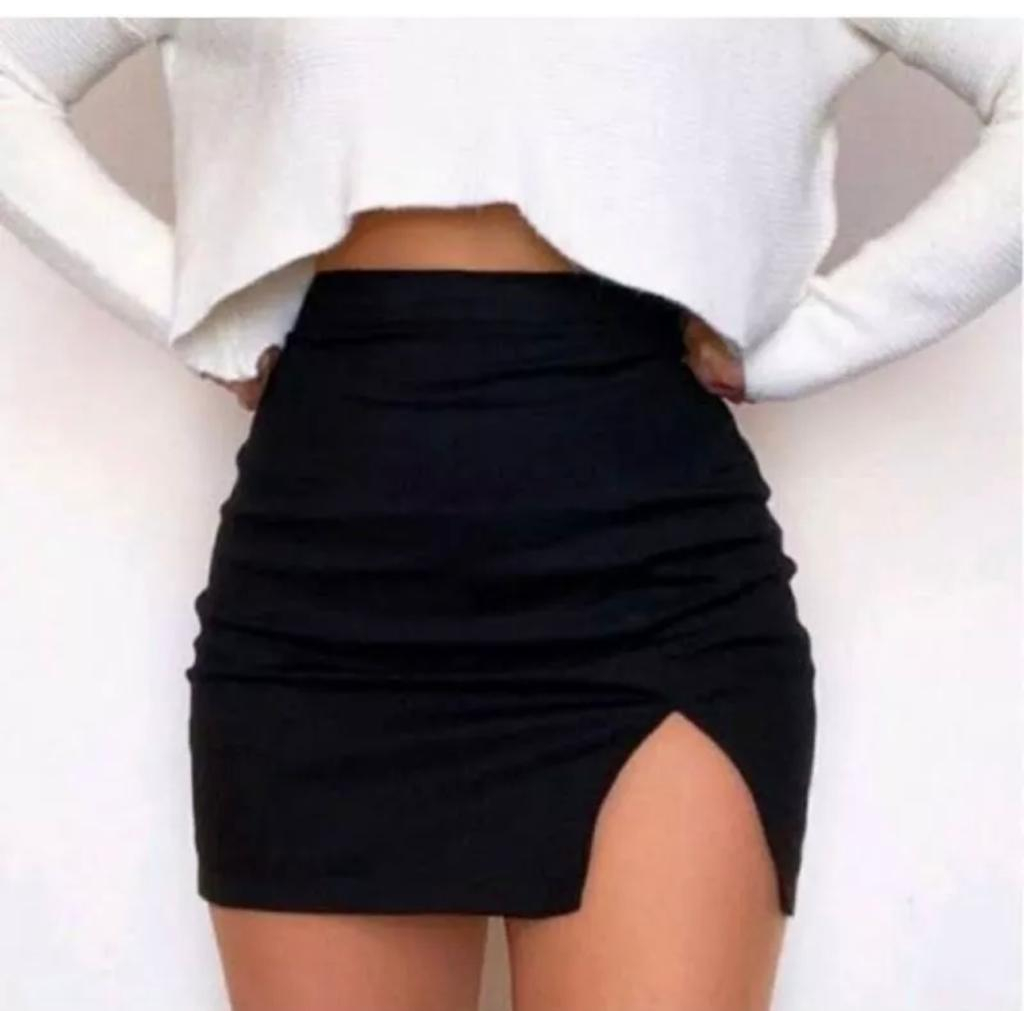 Mini Saia Latex com fenda lateral