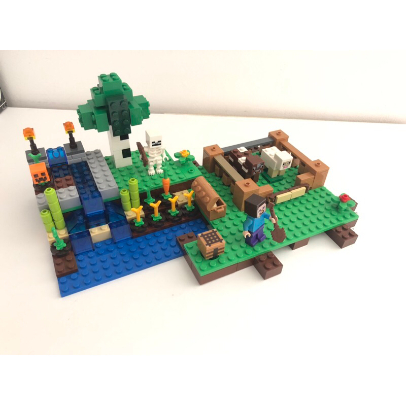 LEGO Minecraft 21114 A Fazenda do Steve Original com Animais e Esqueleto