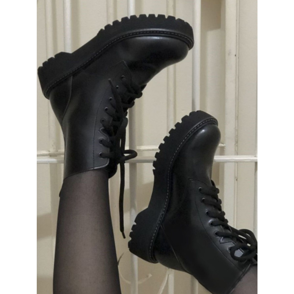 bota coturno pegada feminina couro 281321 em Promoção na Shopee