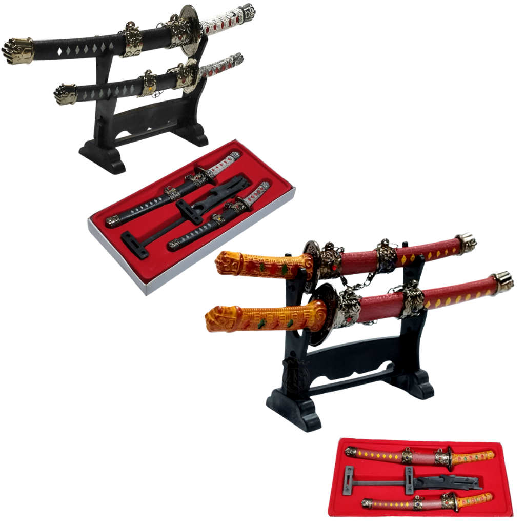 Brinquedo Esspada Samurai Ninja Com Bainha - Artoys - Espada de Brinquedo -  Magazine Luiza