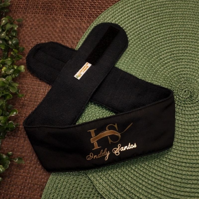 Faixa Premium personalizada com aplicação de nome ou logomarca.(1 und)