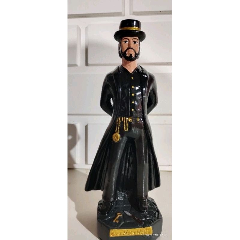 Estátua Exu Meia Noite / Capa Preta 24cm