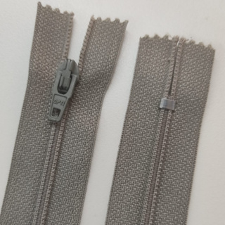 Zíper 15cm Corrente OPTI Nylon Cinza Comum - 10 Unidades