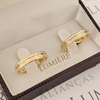 Par de Alianças Casamento Noivado Jateada 4 mm Friso Banhada Ouro 18K 5 Camadas