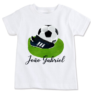 Camiseta personalizada futebol chuteira e bola com nome