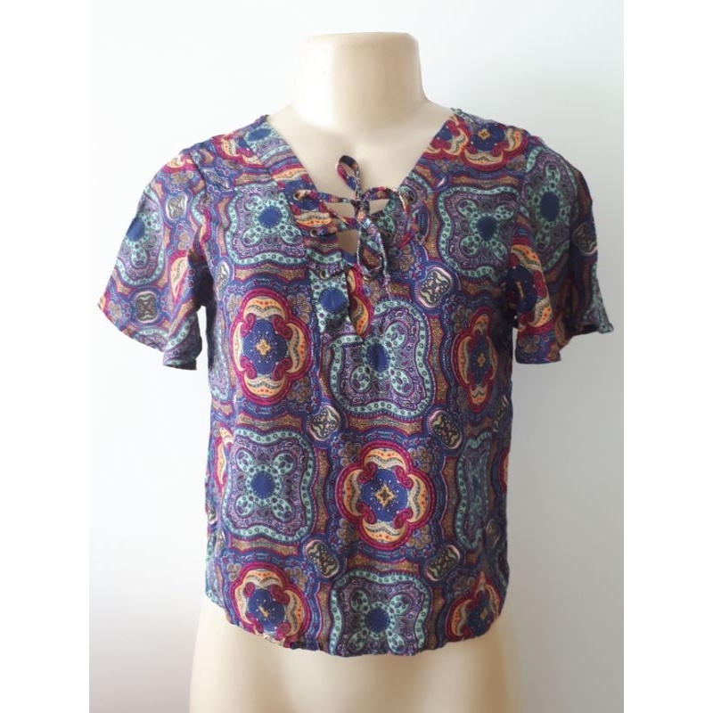 BLUSA FEMININA ALCINHA COM AMARRAÇAO