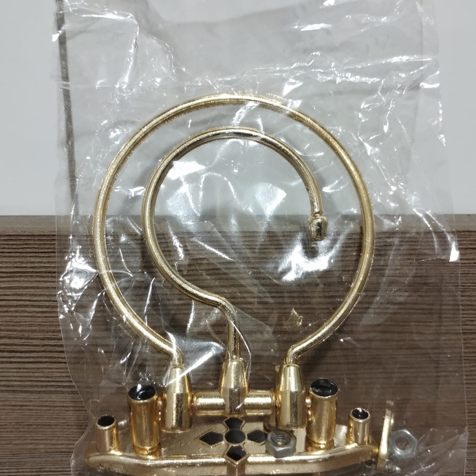 Gancho de luxo dourado para gaiola de Trinca e Coleiro + PIntão + Tramela