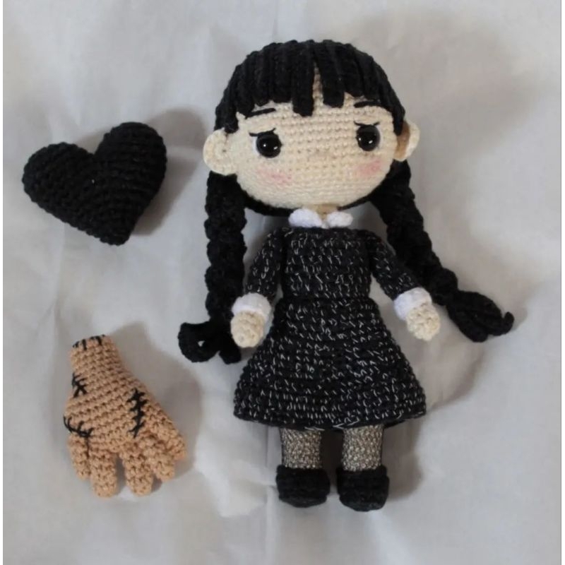 Vandinha Addams / Wandinha amigurumi / Wedsneday Addams / Merlina / amigurumi / croche / doll / funko / Família Addams / serie