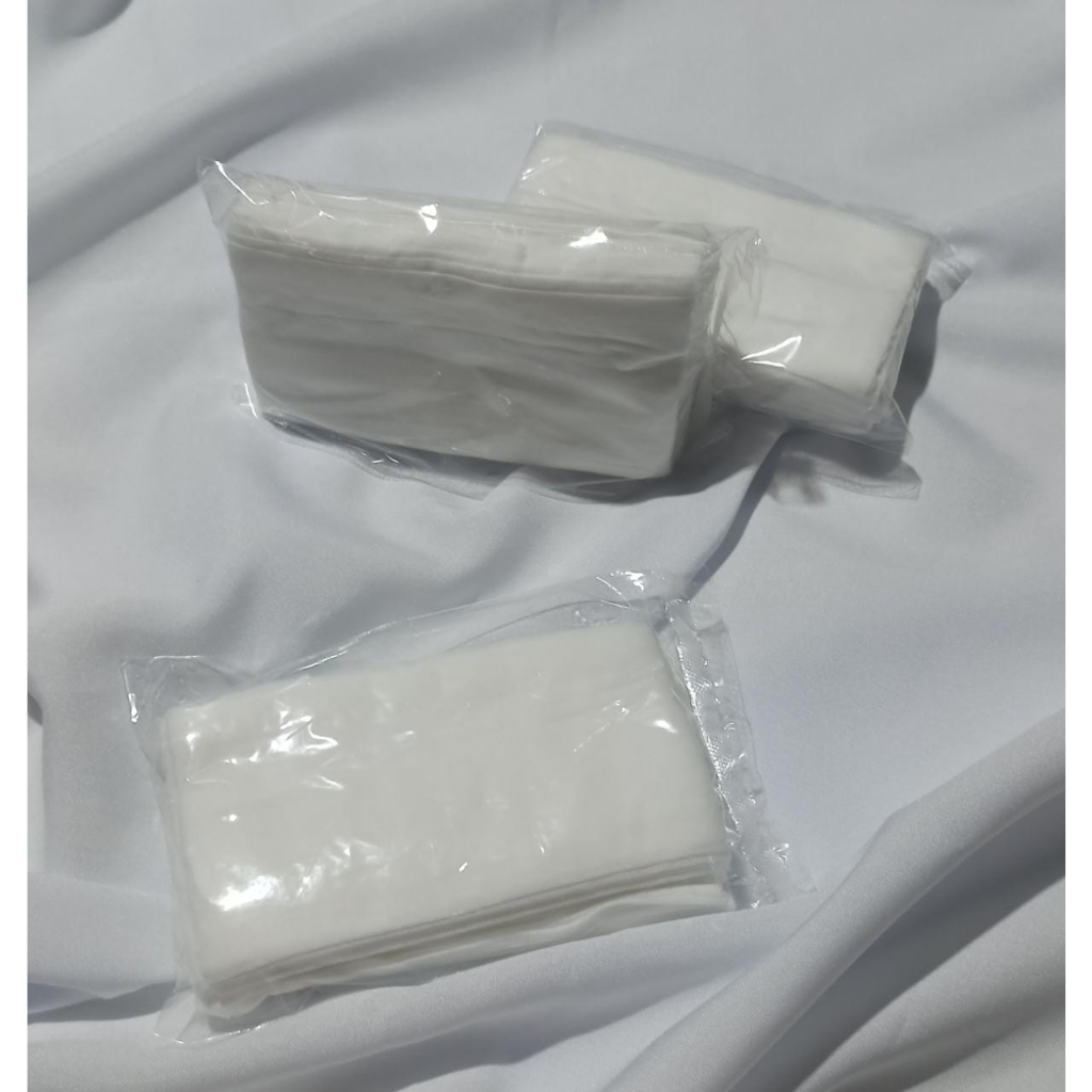 TOALHA UMEDECIDA com 50 unidades (3 por 10)