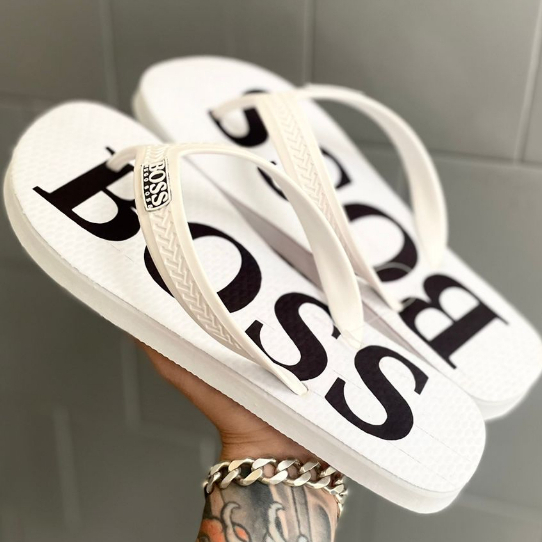 CHINELO SANDALIA HUGO BOSS BRANCO ADULTO E INFANTIL