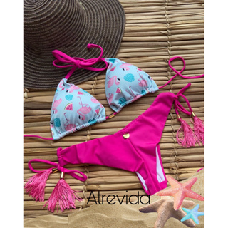 Biquini cortininha,fio duplo flamingo azul (com tassel e ponteiras dourada