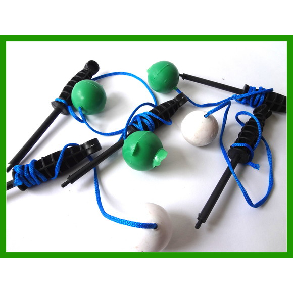 2 Brinquedos Bilboque Retrô em Material Plástico | Shopee Brasil