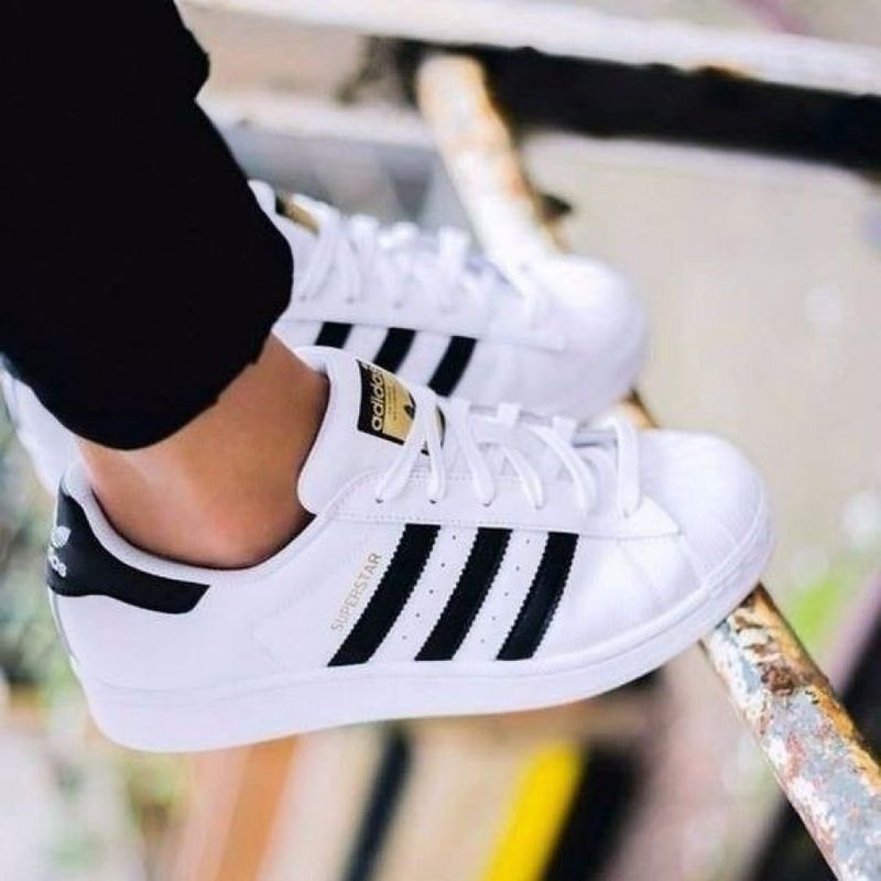 Tênis Super Star Masculino\Feminino BRANCO\PRETO MEGA PROMOÇÃO !!!!!