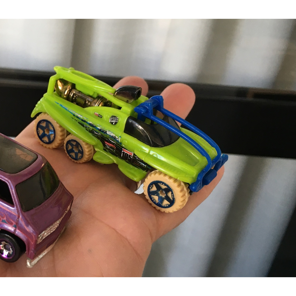 Hot Wheels caminhão 6 rodas super truck turbinado carrinho