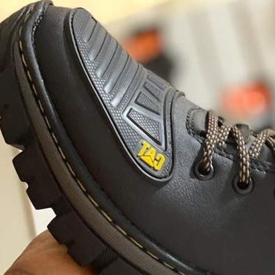 BOTA CATERPILLA UNISSEX MOTOQUEIRO 03
