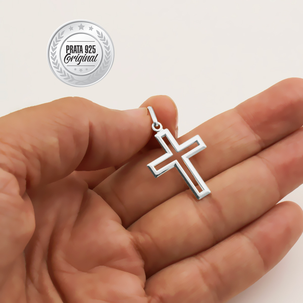 | PRATA LEGÍTIMA | Pingente Cruz Vazada Crucifixo de Prata 925 Maciça