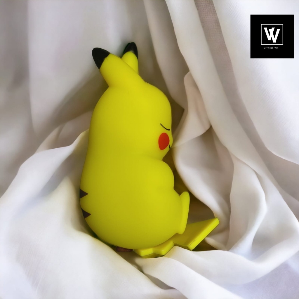 Pikachu, Brinquedo de pelúcia do desenho Pokémon, com 20 CM - Tomate Toy