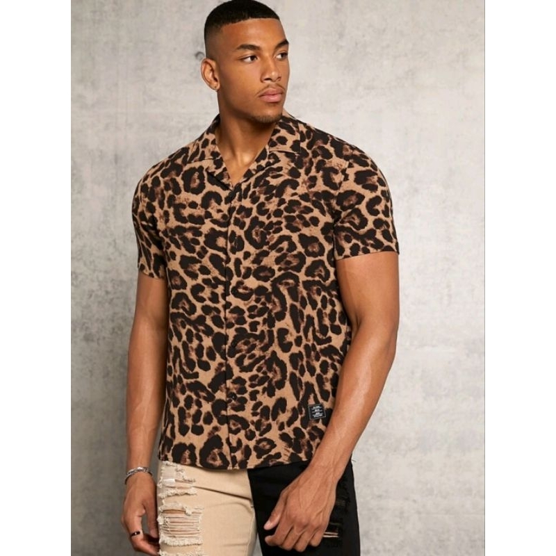 camisa masculina de botao manga curta onça animal print social slin