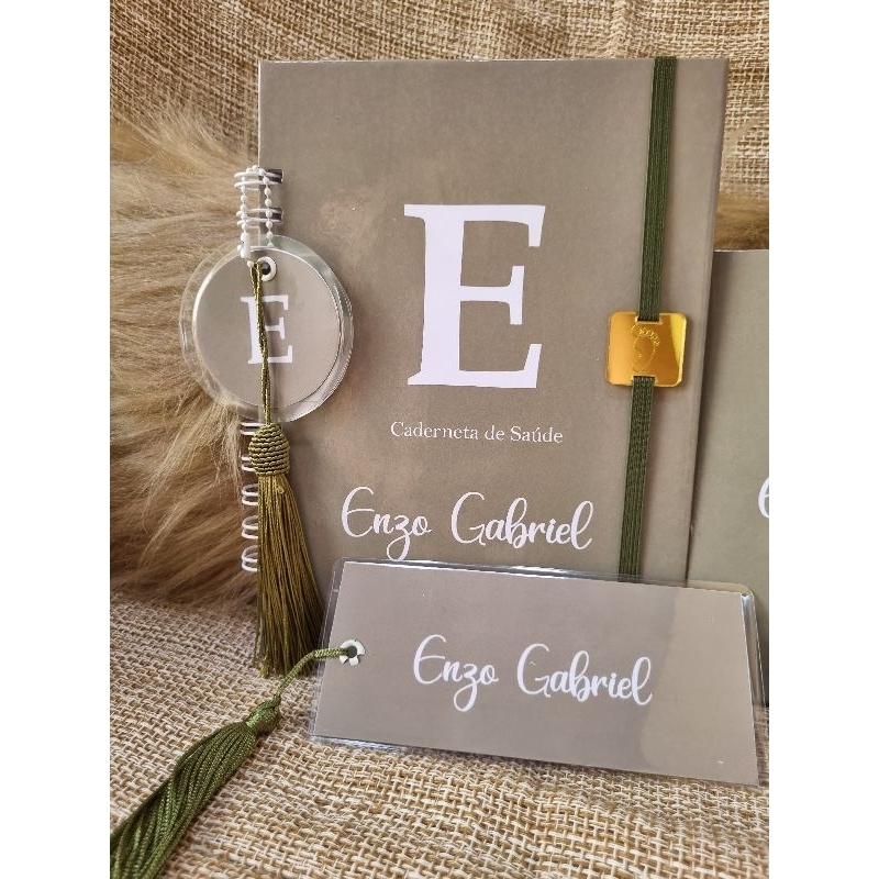 Caderneta de Vacinação LUXO Personalizada - Caderneta de Vacina - Acompanha Marca Página Personalizado - Escolha a Cor!