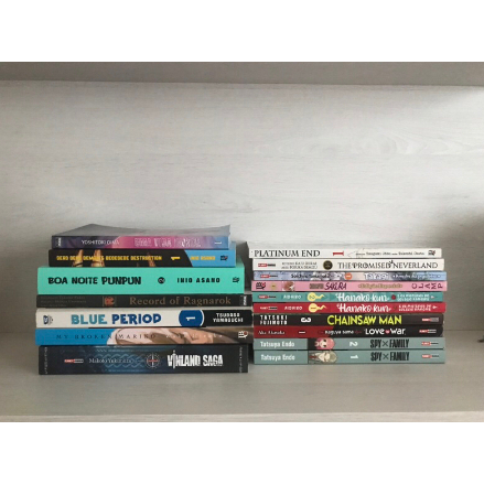 Desapego Mangás Diversos Semi-Novos Bem Conservados