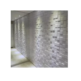 20UNI.PLACA 3D - DECORATIVA PVC PRETO E BRANCO QUADRICULADO