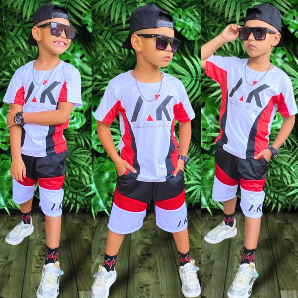 Conjunto Champion Infantil Masculino 2 Peças T-shirt e Bermuda