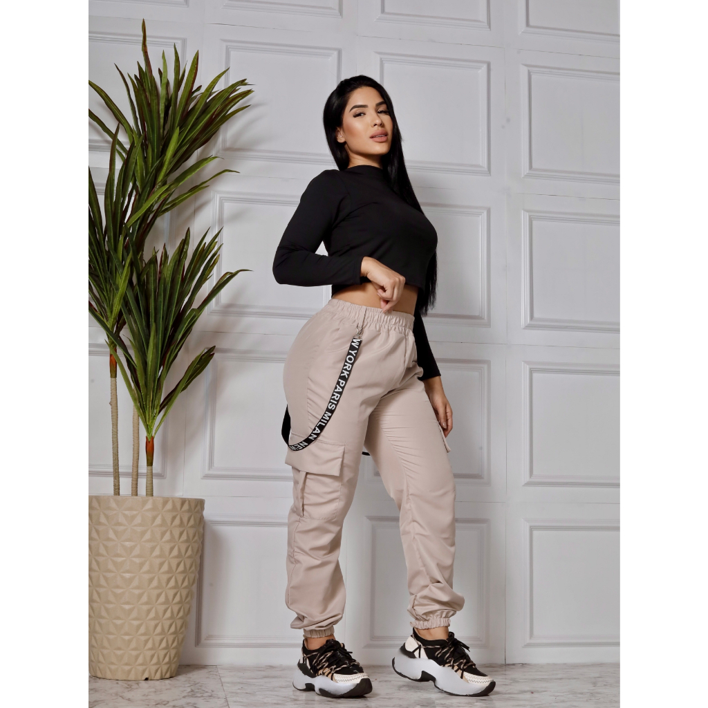 Calça Moletinho Feminino Plus Size Jogger Bolso Cargo Bege