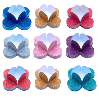 Kit 50 Forminha 4 Petalas p/ Doces Brigadeiro Glitter