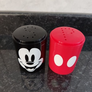 Conjunto saleiro + pimenteiro de plástico Mickey Mouse 100ml