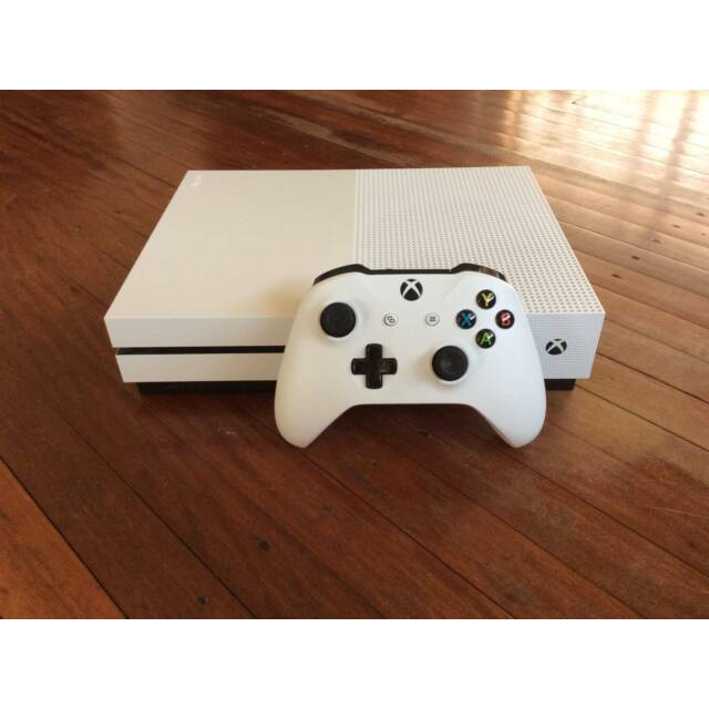 XBOX ONE S - 1 TERA + 1 JOGO MICROSOFT CONTROLE ORIGINAL XONE ENVIO FILMADO