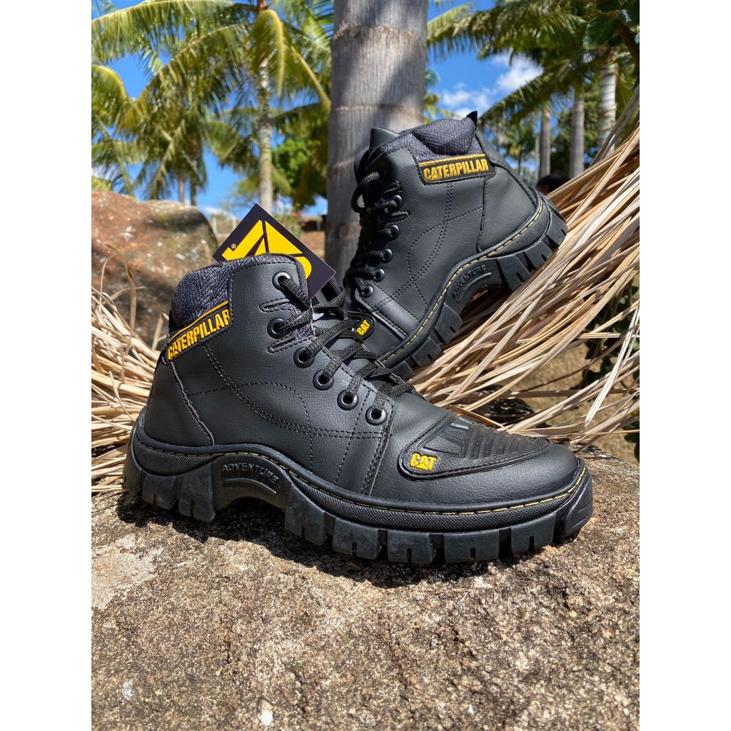 Bota Masculina Caterpillar Adventure Lona em Promoção