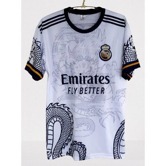 🤍 Com detalhes em azul e dourado, Real Madrid lança nova camisa