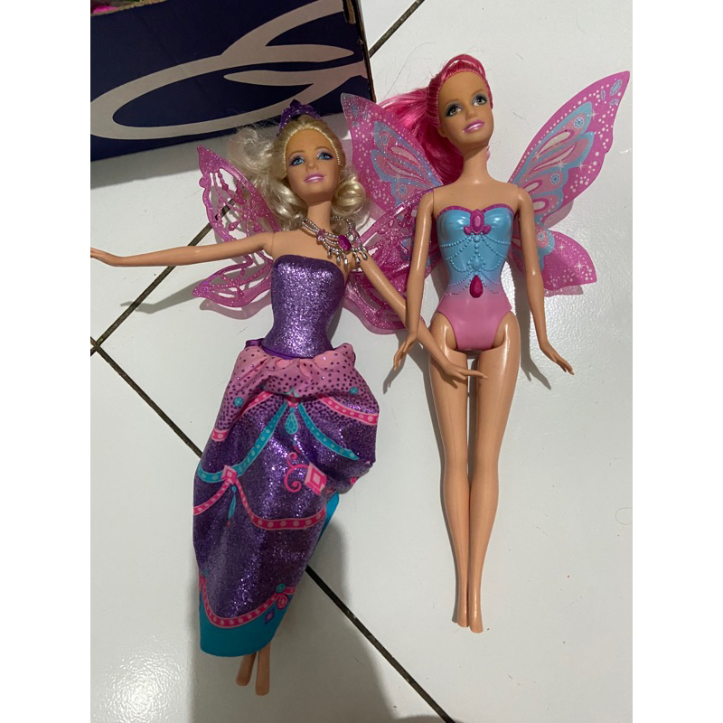 Barbie flying hot sale butterfly doll