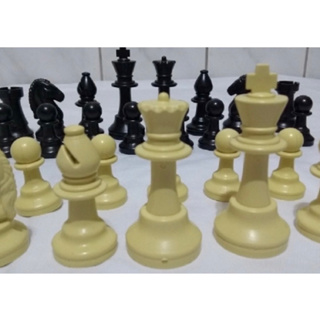 Peça de xadrez 3D em fundo digital · Creative Fabrica