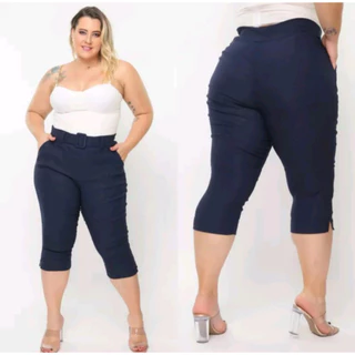 Calça Capri Cigarrete Plus Size Feminina com Cinto - Estilo e Elegância