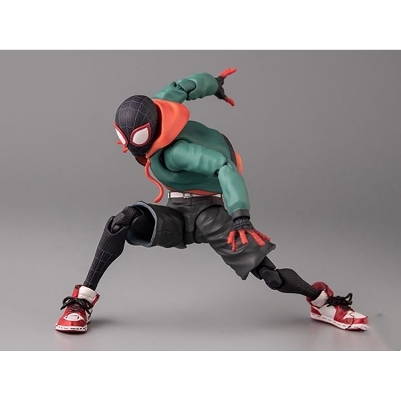 Boneco brinquedo articulado Spiderman Miles Morales no Aranhaverso 15 ...