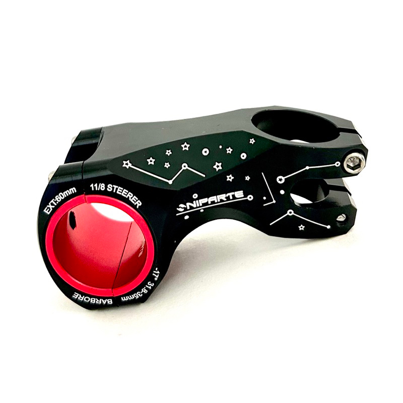 MESA (HASTE) NIPARTE DE ALUNÍNIO CNC e 3D-FORJADO PARA GUIDÃO DE 35MM C/BUCHA DE REDUÇÃO P/UTILIZAR EM GUIDÃO DE 31,8MM, NO COR PRETO, COM 6 PARAFUSOS, MEDIDAS DE MESA: 28,6MMX31,8MMX32MMX35MMX60MM, COM ÂNGULO +/- 17 GRAUS. DESENHO NOVO MAIS MODERNO.