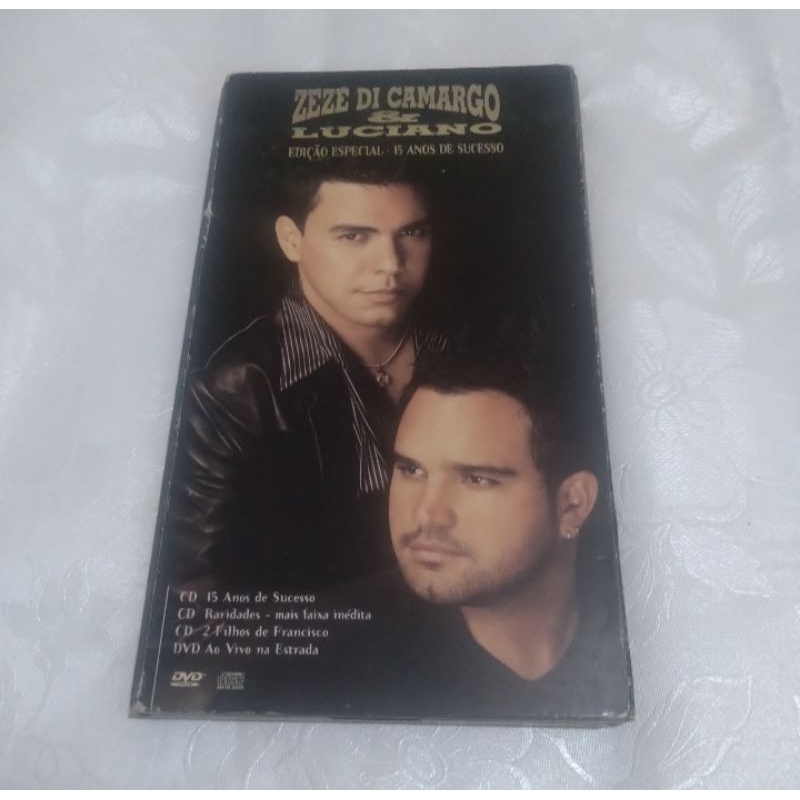 Edição Especial: 15 Anos de Sucesso 3 CDs + 1 DVD - Zezé Di