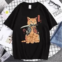 Camiseta Básica Algodão Unissex Gatinho Katana na Boca Estilo Japonês