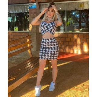 Conjunto Suplex Xadrez Pied Poule Saia E Cropped De Alcinha Com Bojo E Saia Blogueira Feminino