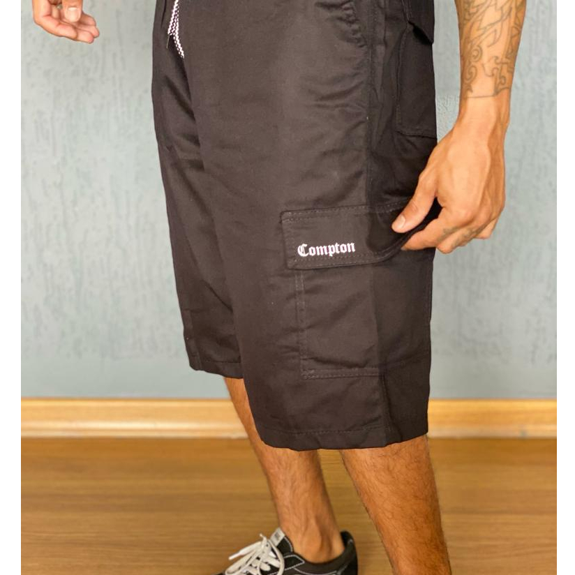 Bermuda Cargo COMPTON Masculina Sarja Modelo Exclusivo