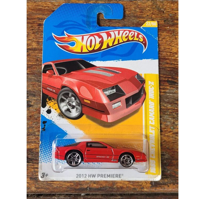 Hot Wheels - 1985 Chevrolet Camaro IROC-Z Vermelho - HW Premiere