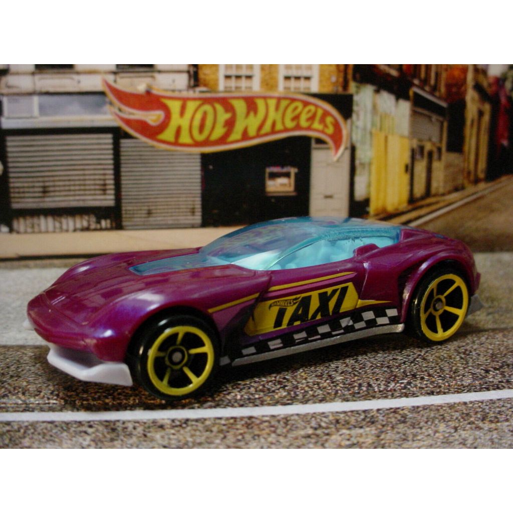 hot wheels Gazella GT taxi 2015 novo original raro