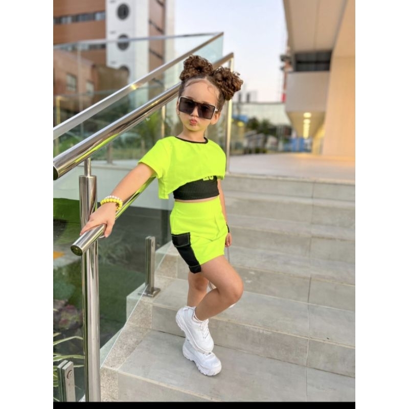 Roupa neon para hot sale criança