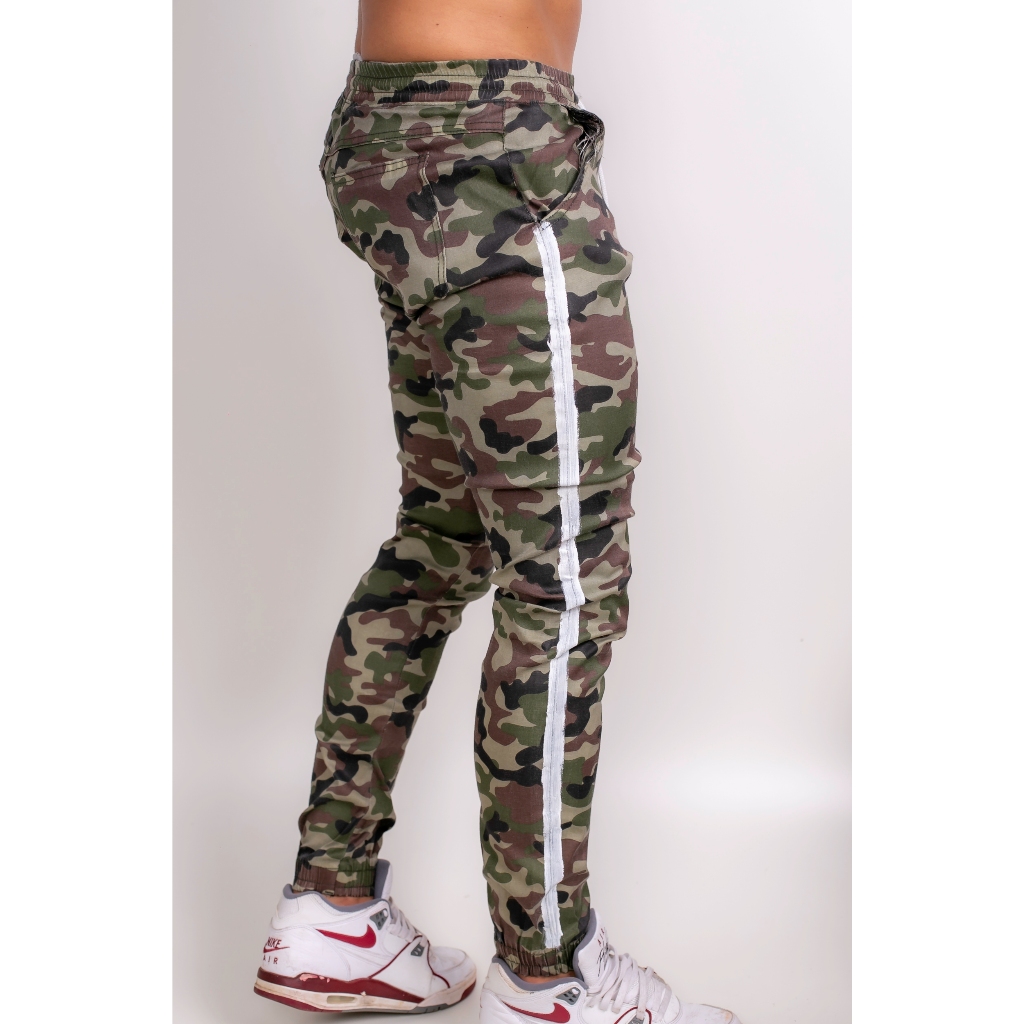 Calça camuflada hot sale nike masculina